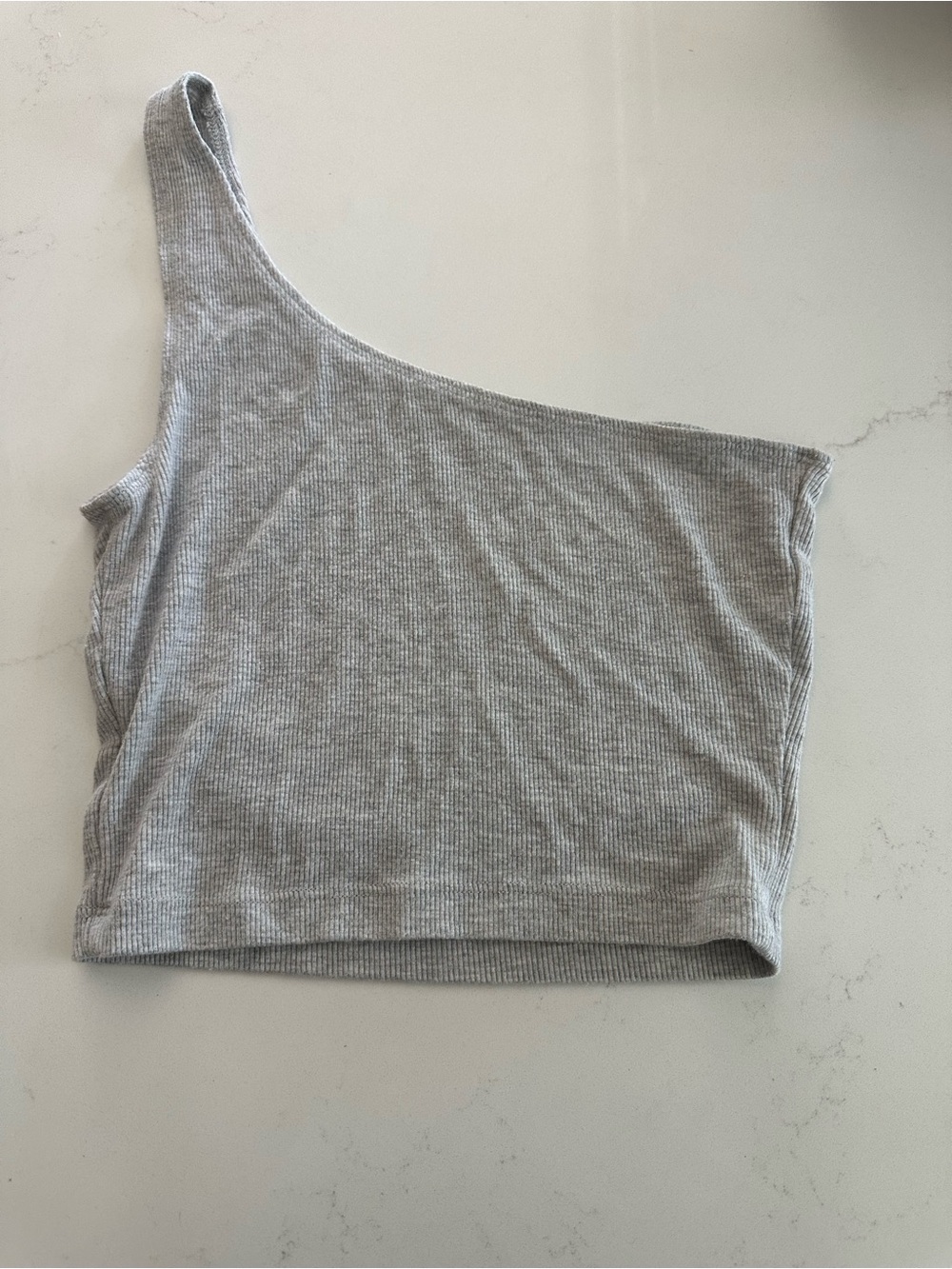 JOAH BROWN One-Shoulder Ribbed Crop Top - Gray